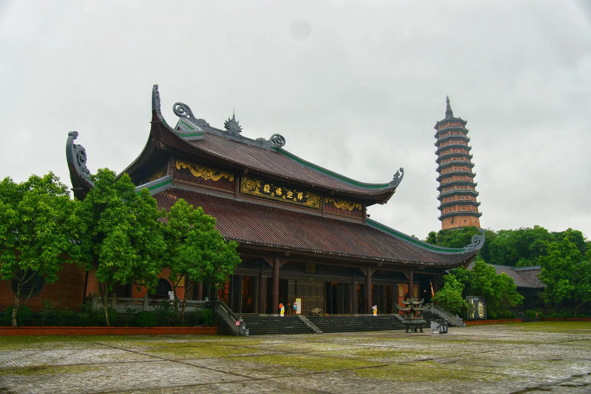 Bai Dinh & Bich Dong Pagoda